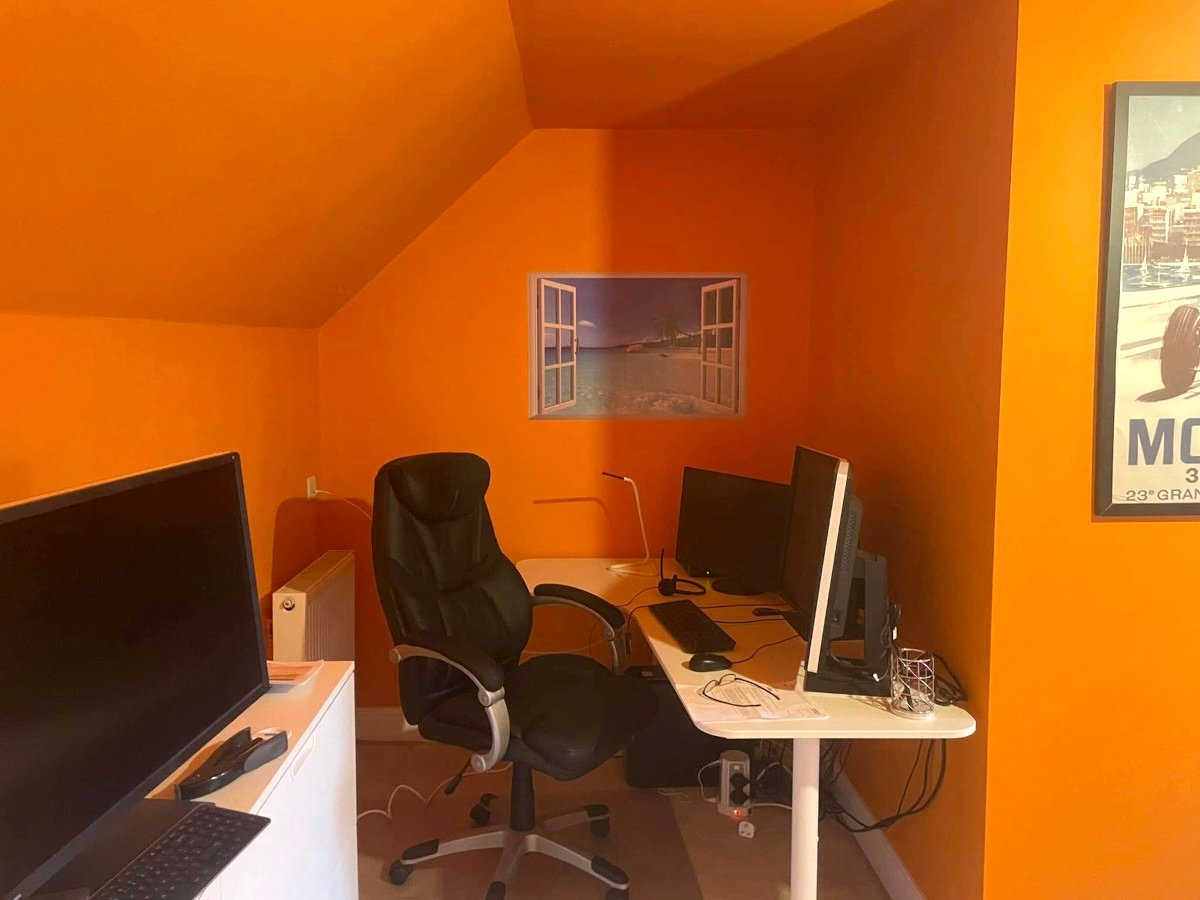 loft-office-orange-painted-walls-ceiling-desks-newport-orchid-decor Office painting with orange walls and ceiling in Newport by Orchid Decor