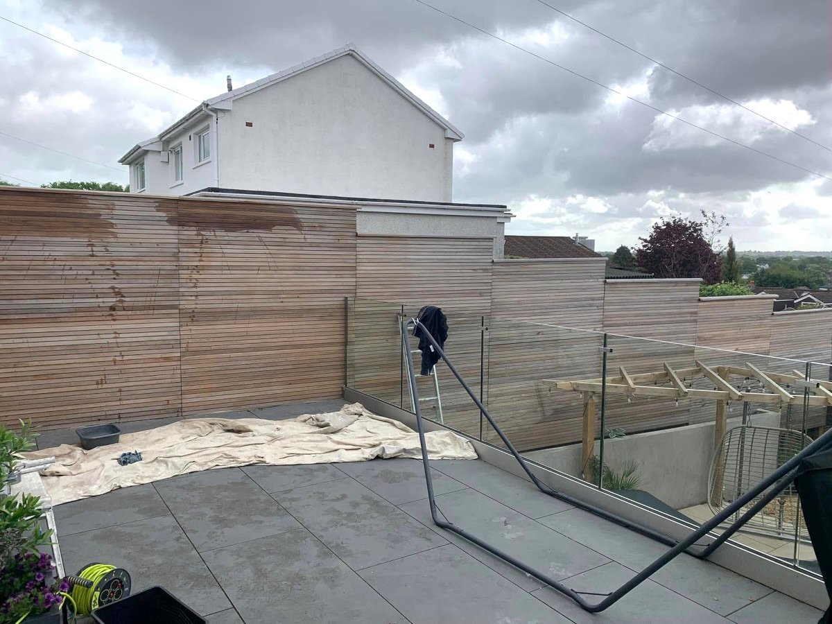 Newport house garden fence before painting treatment by Orchid Decor